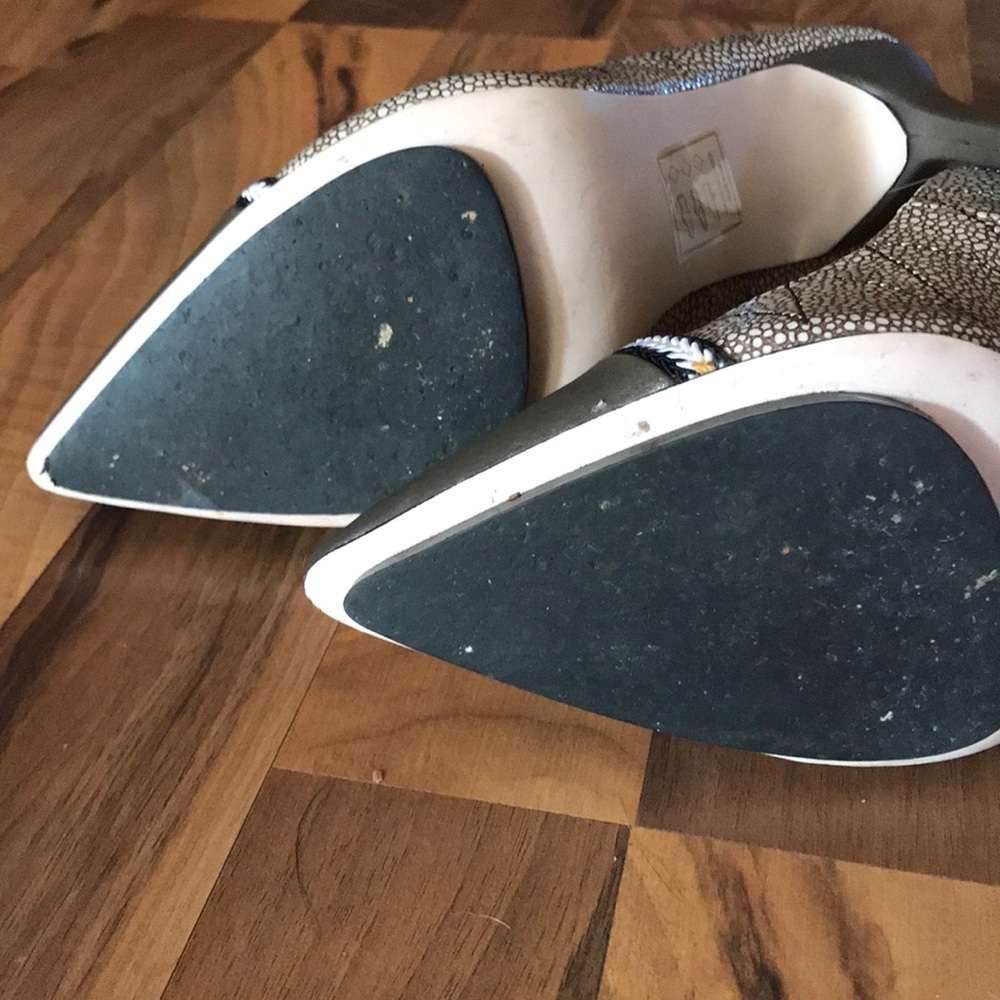 GX heels - Picture 3 of 3